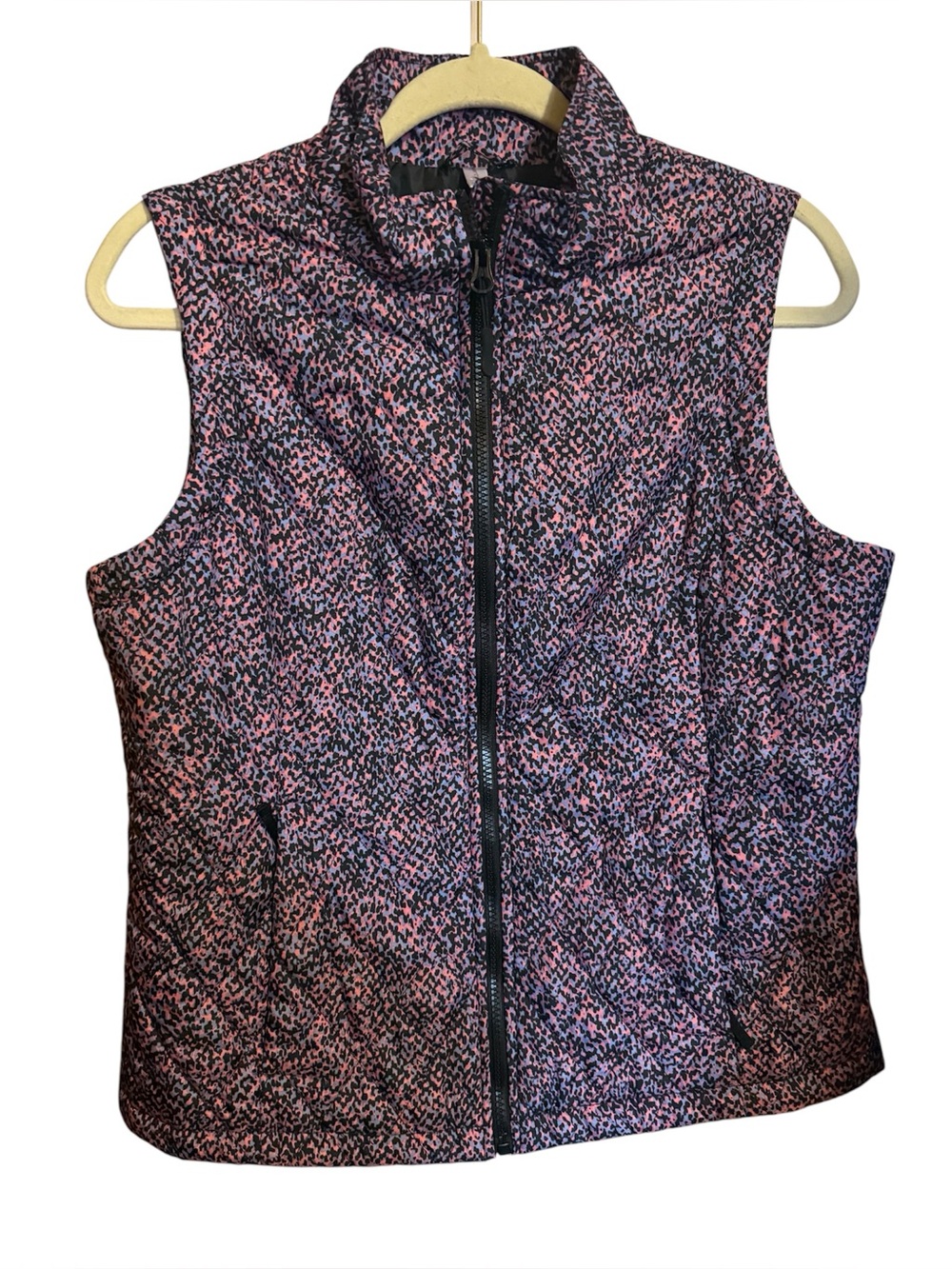 Exertec pink zip up sleeveless ladies Puffer Vest medium zippered pockets 
Guc